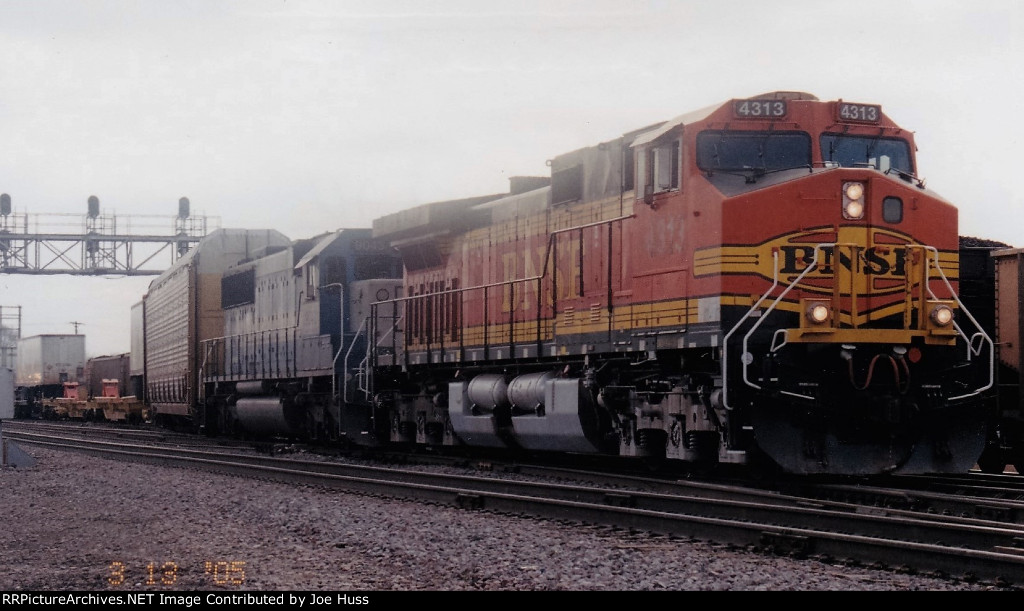 BNSF 4313 West